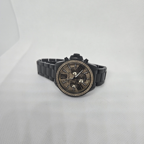 Black & Gold Michael Kors watch - Picture 5 of 11
